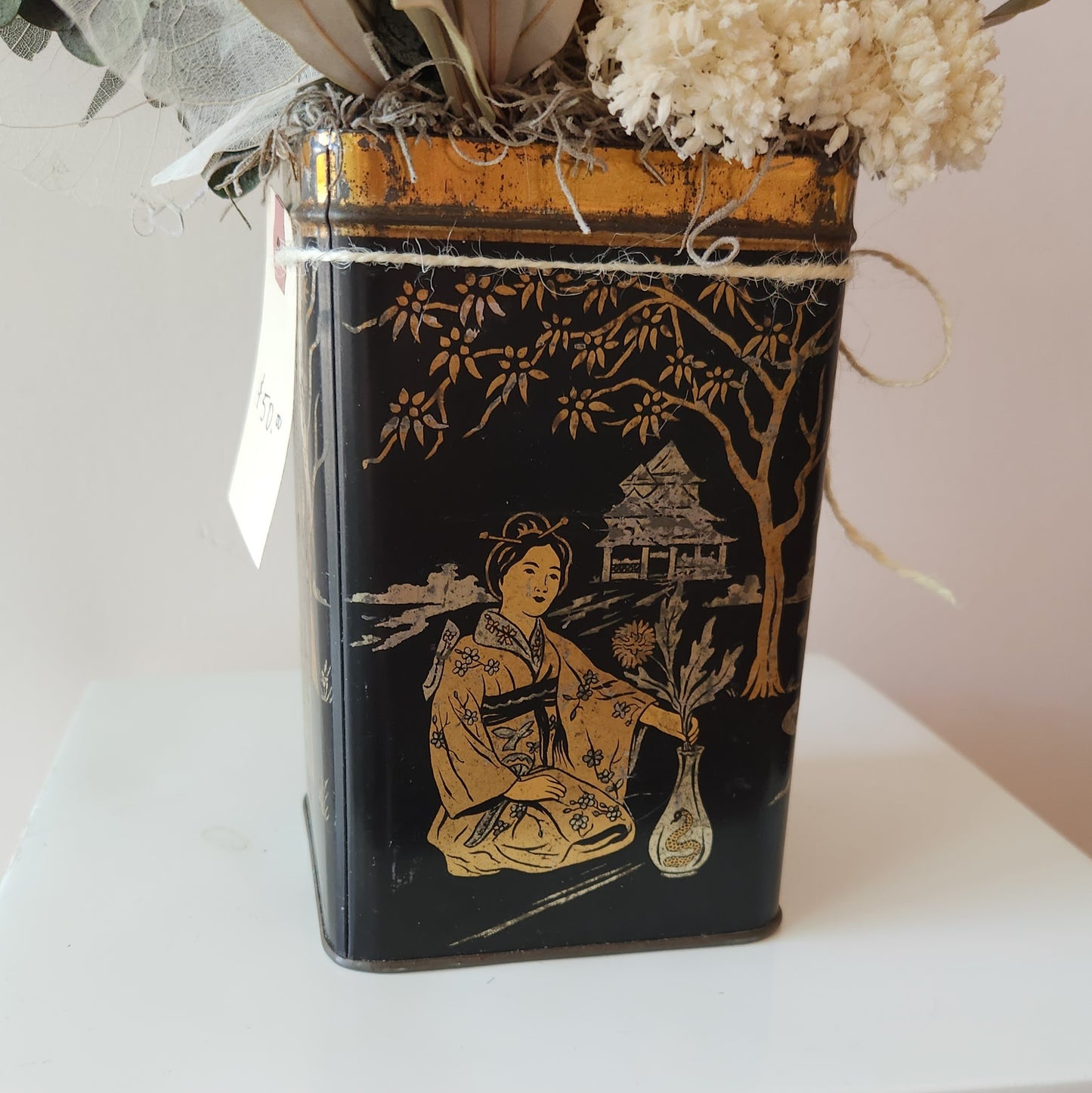 Black Tea Tin Dried Arrangement