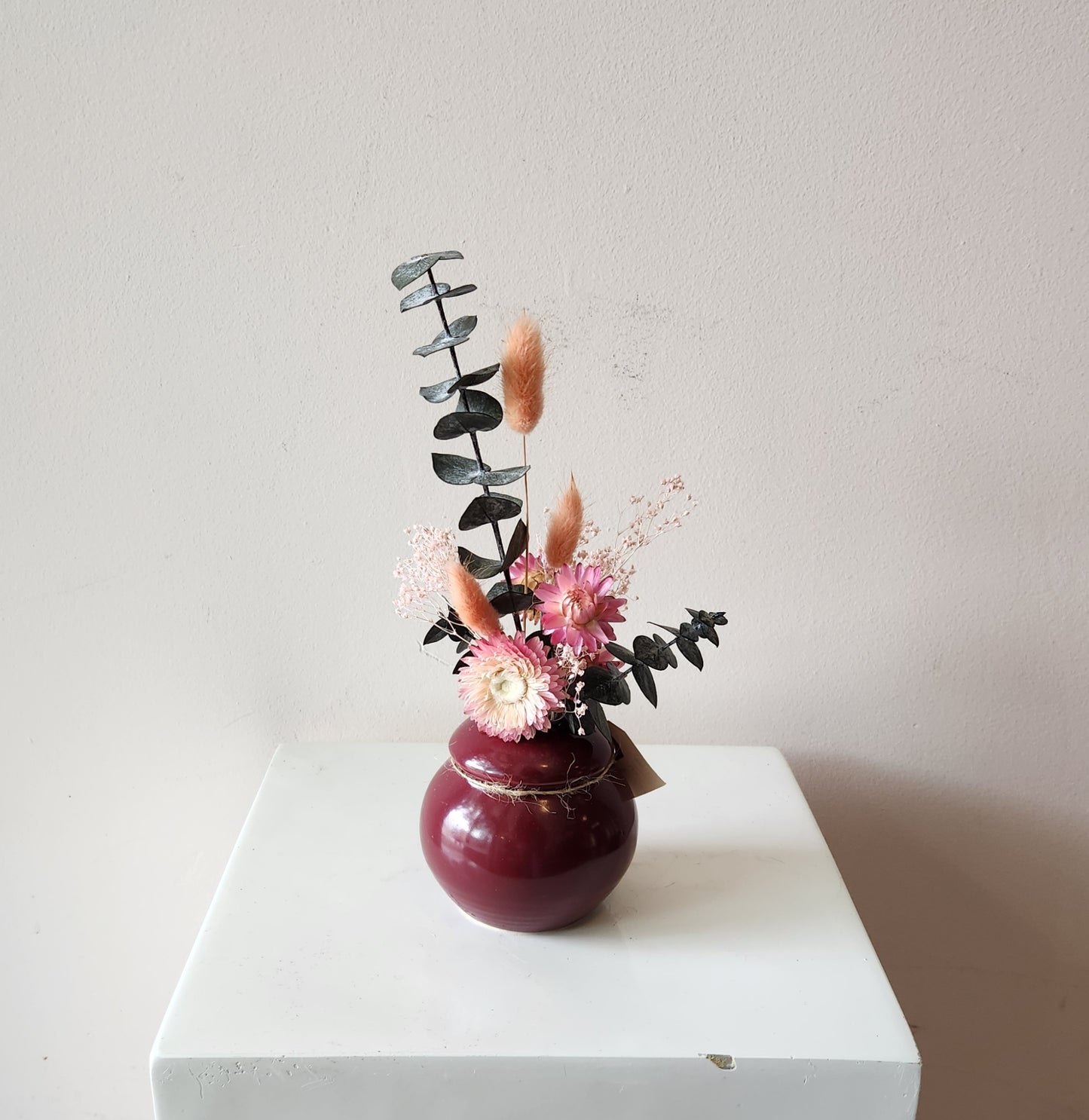 Punchy Maroon Shaker Arrangement