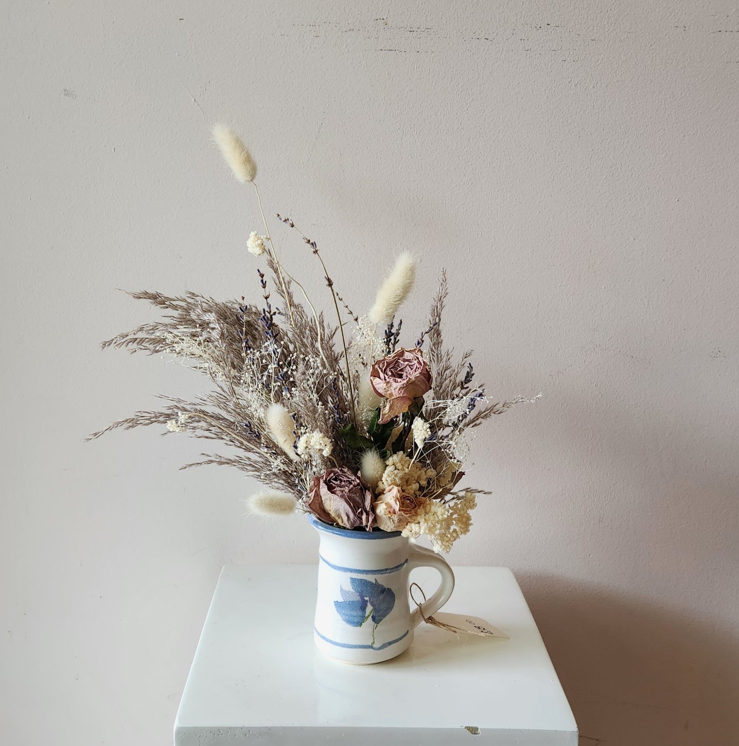 Cool Breeze Dried Mug Arrangement