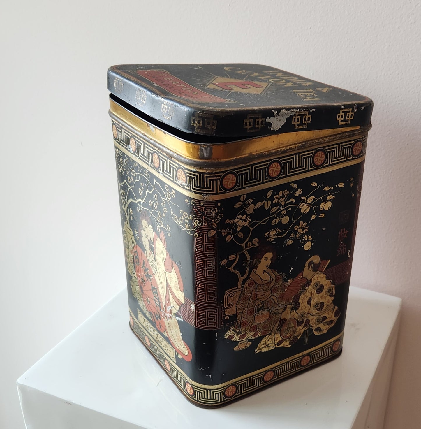 Large Vintage Tea Tin