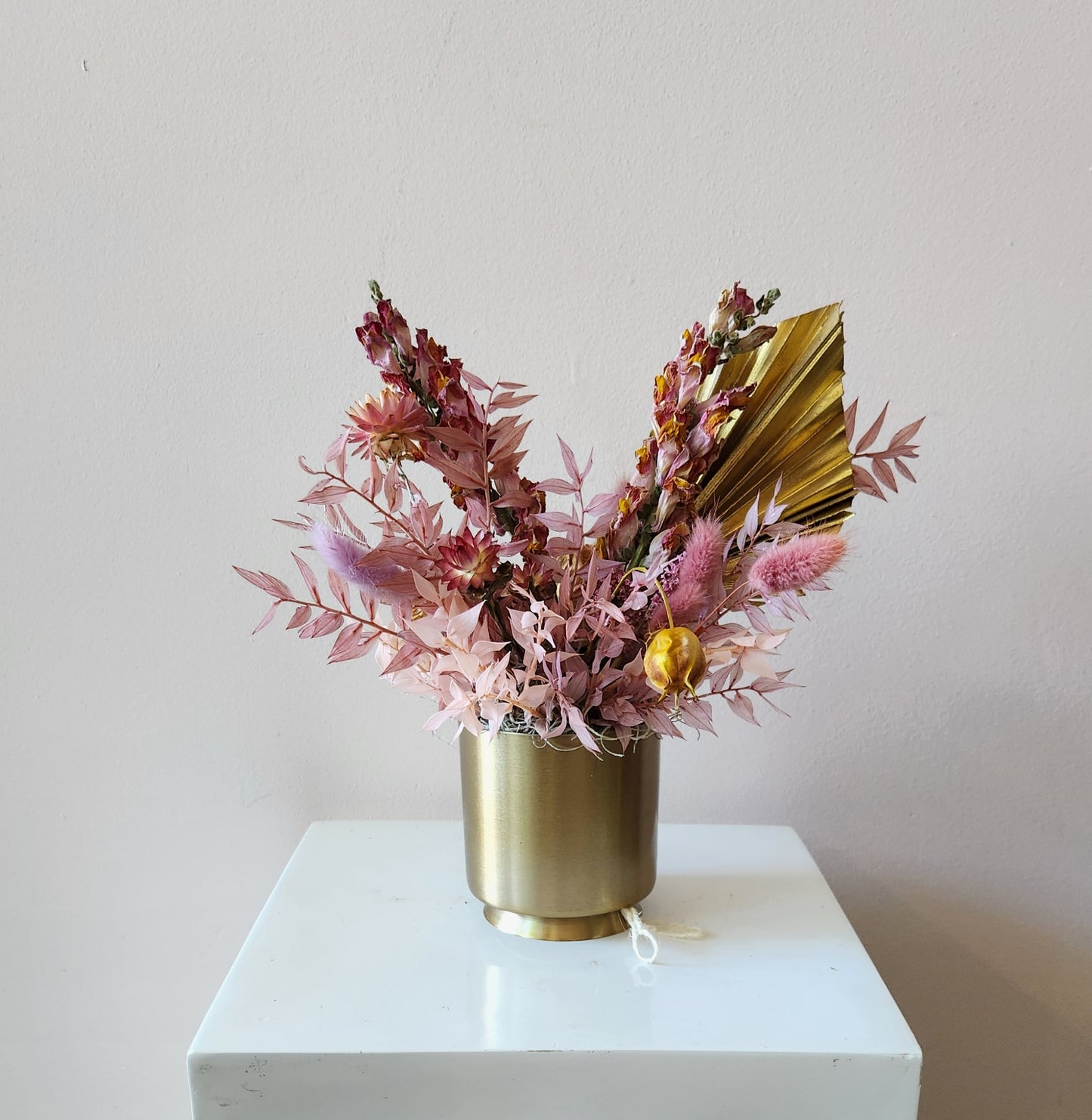 Mini Rosè Dried Arrangement