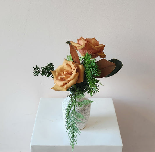 Crème Brûlée Bud Vase