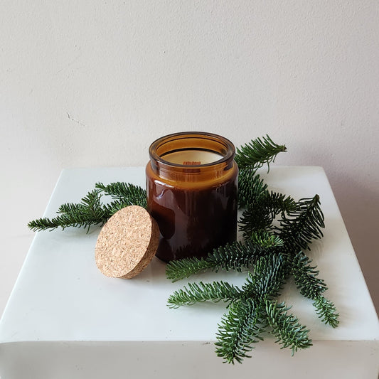 Amber Woodsy Candle