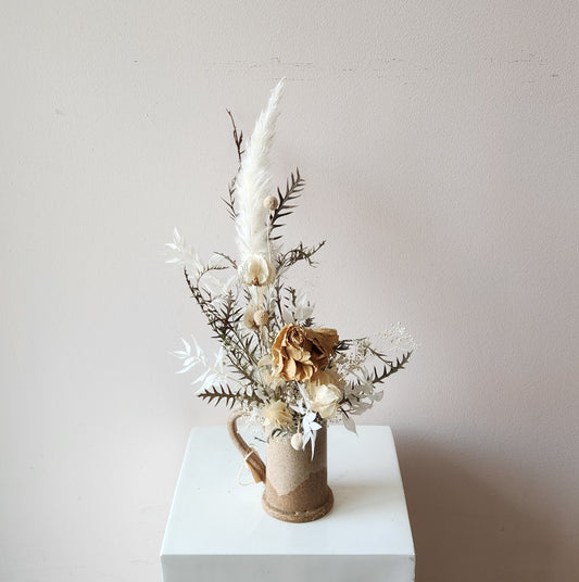 Dried Sandy Mug Arrangement