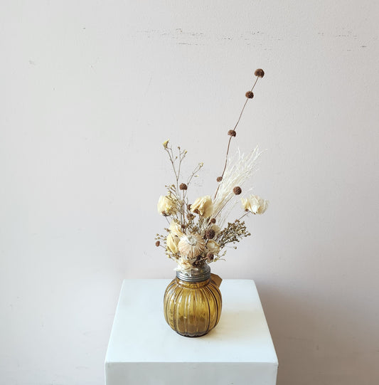 Powdered Sugar Dried Arrangement