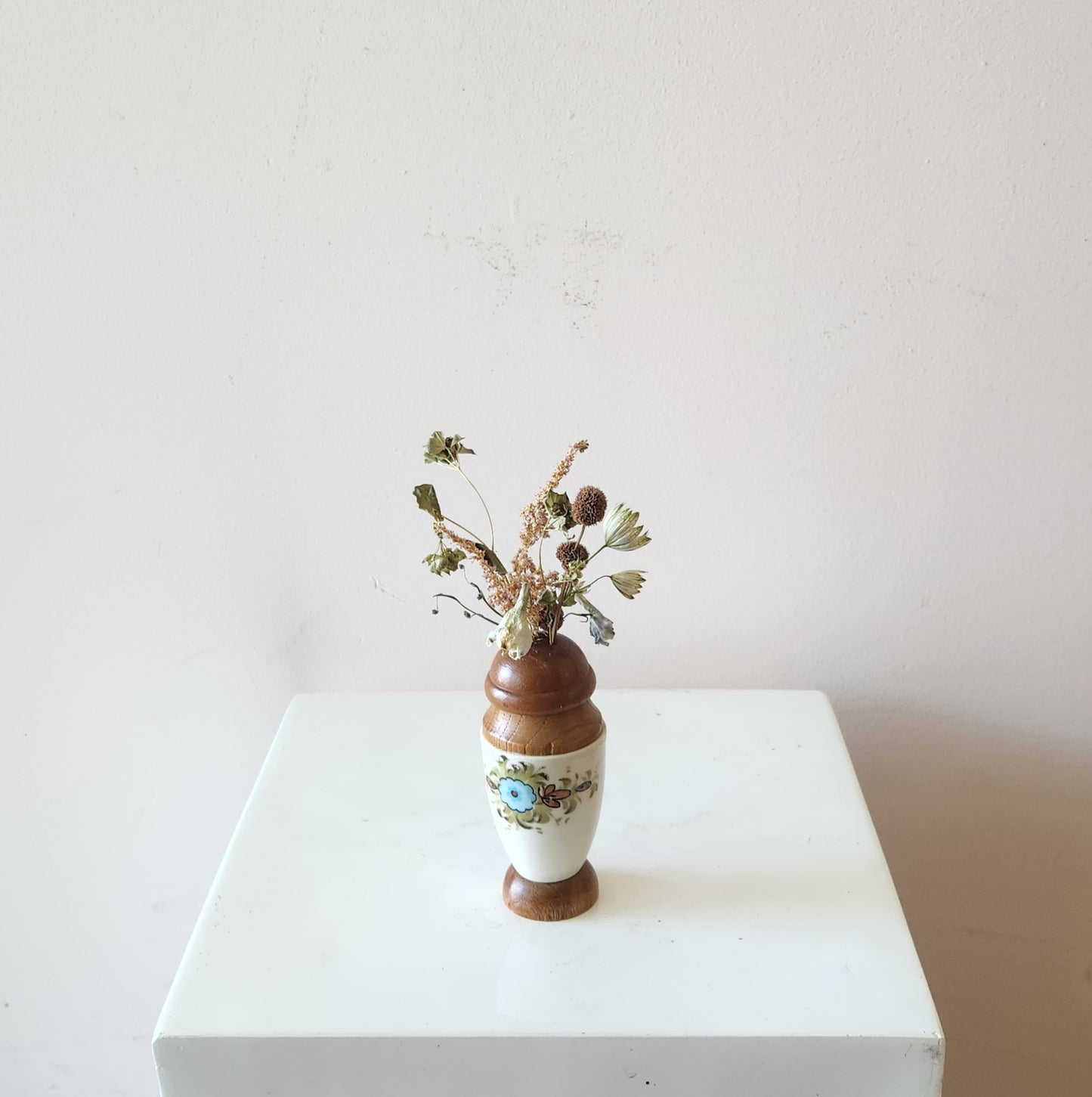 Petite Wildflower Shaker
