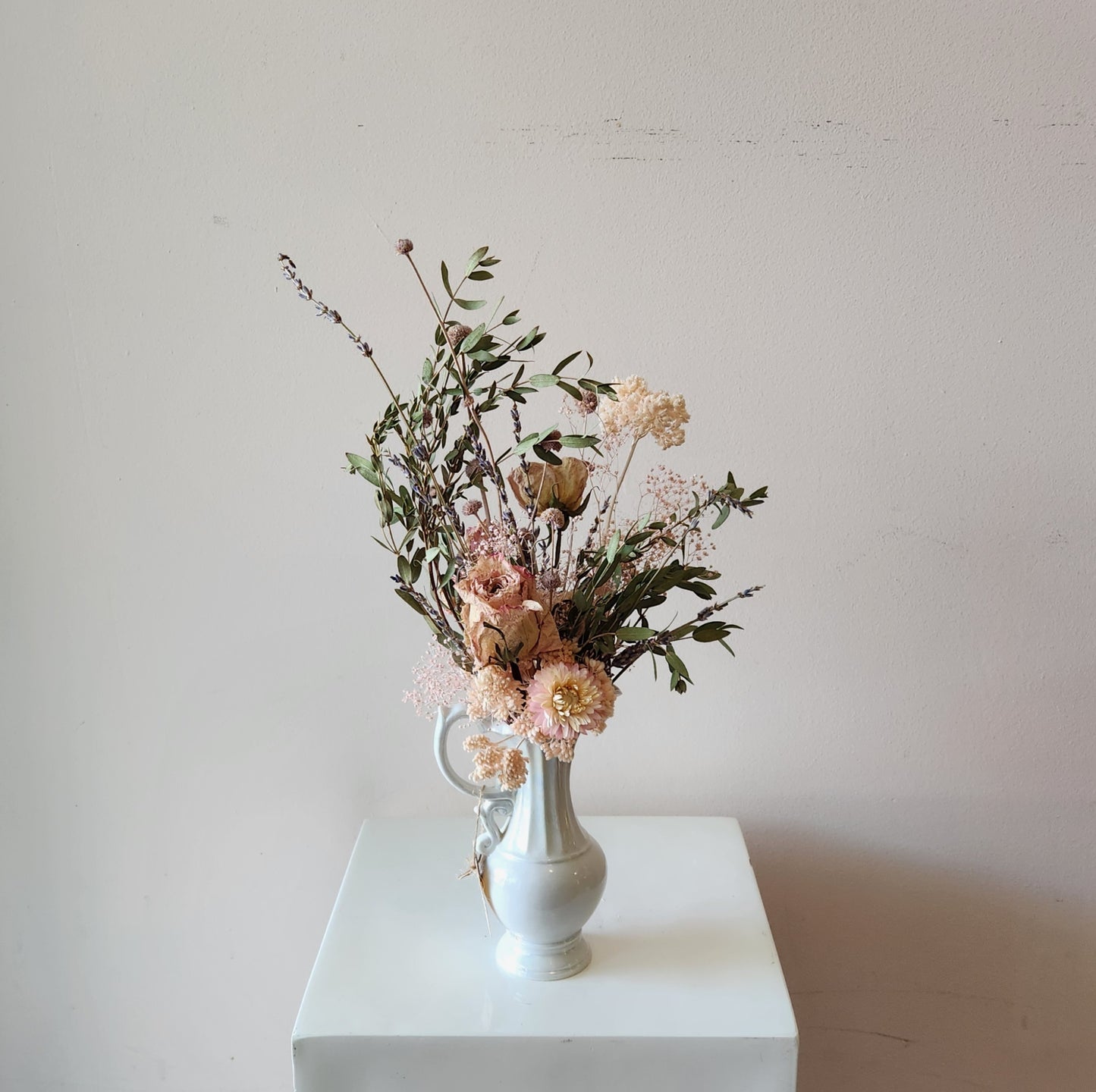 Iridescent Beauty Dried Arrangement